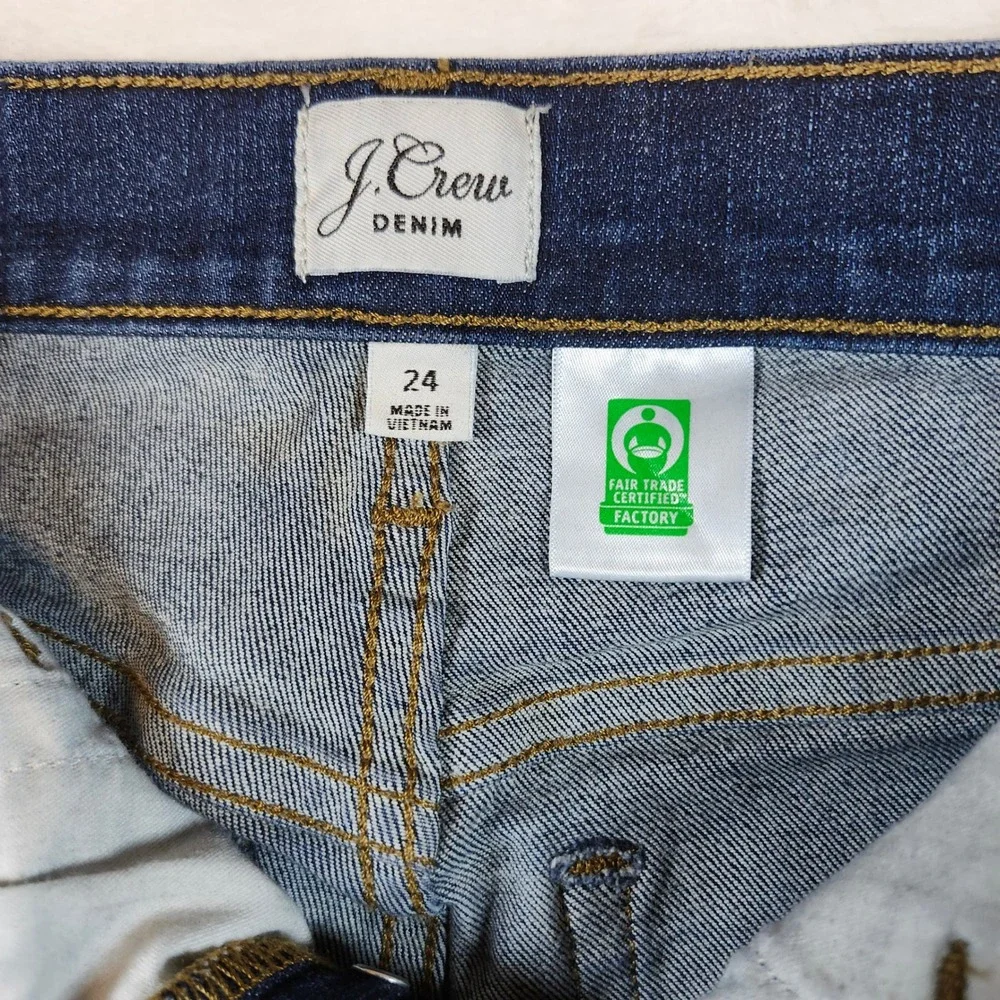 J.Crew Billie Demi Boot Crop Jeans Womens 24 Dark Wash Excellent Button‎ 9